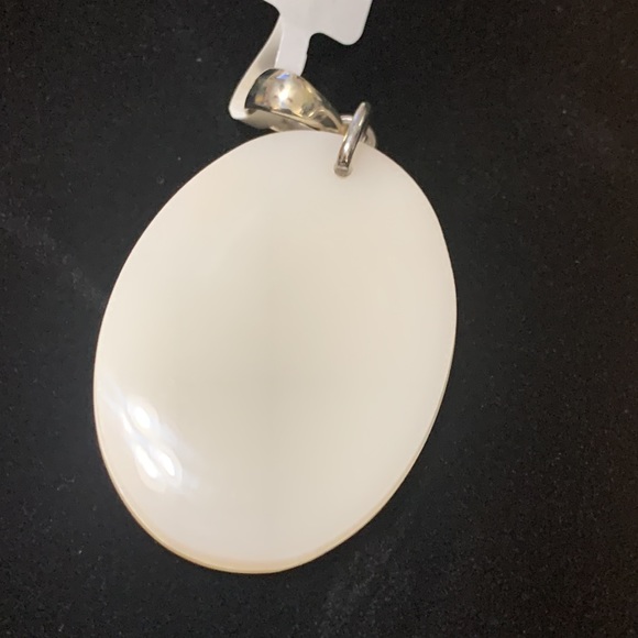 Mother of Pearl Feather Charm Pendant in Sterling Silver - Picture 8 of 8